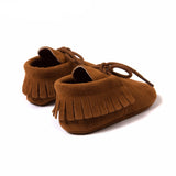 Newborn Moccasins Baby Shoes Made of Suede Leather and Nonslip